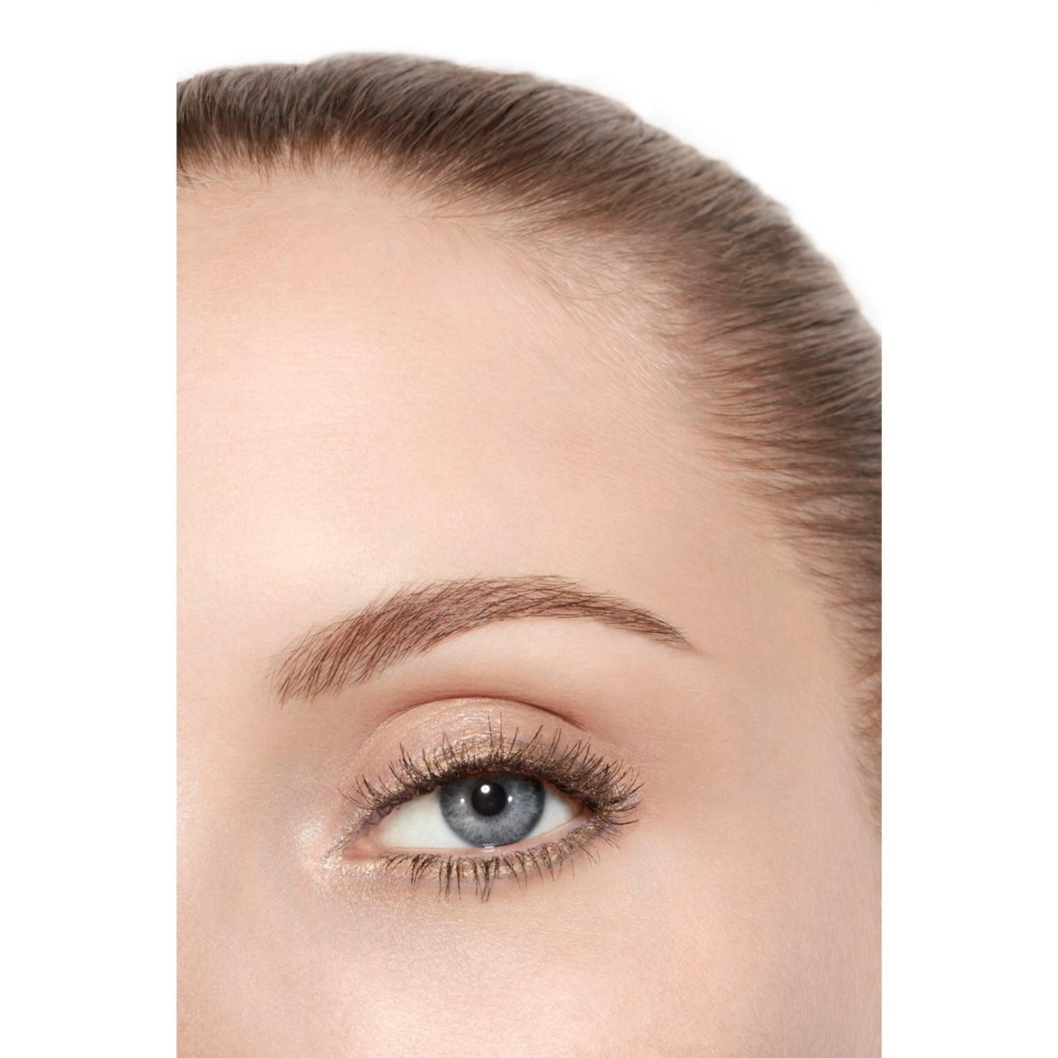 sombra de ojos multiusos de larga duración